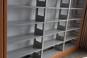书架css-如何制作一个大胆的多功能书柜